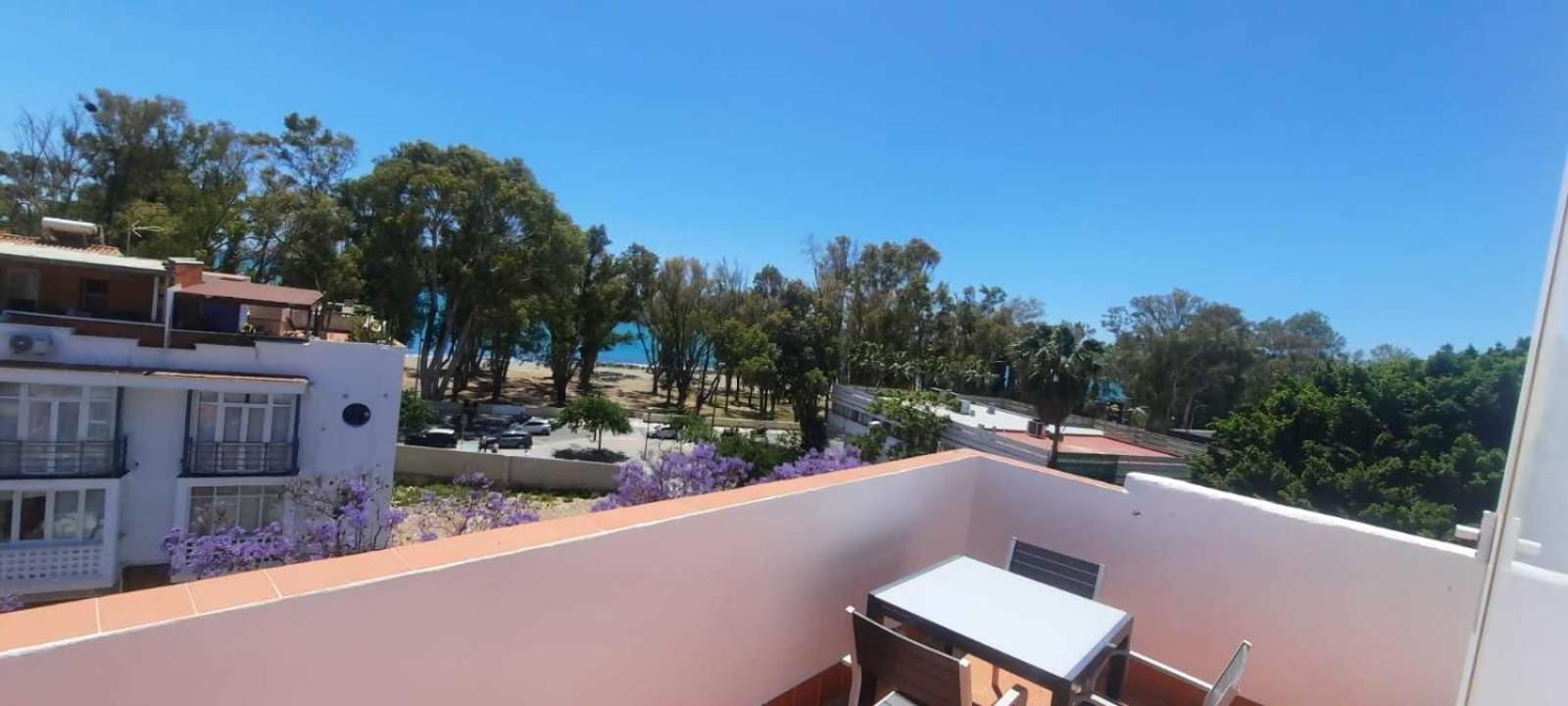 Atico Con Terraza Frente Playa Pedregalejo Apartment Malaga Exterior photo